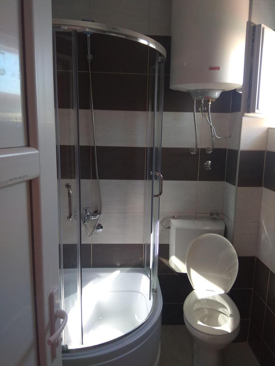 Alise Apartment Bar Bagian luar foto